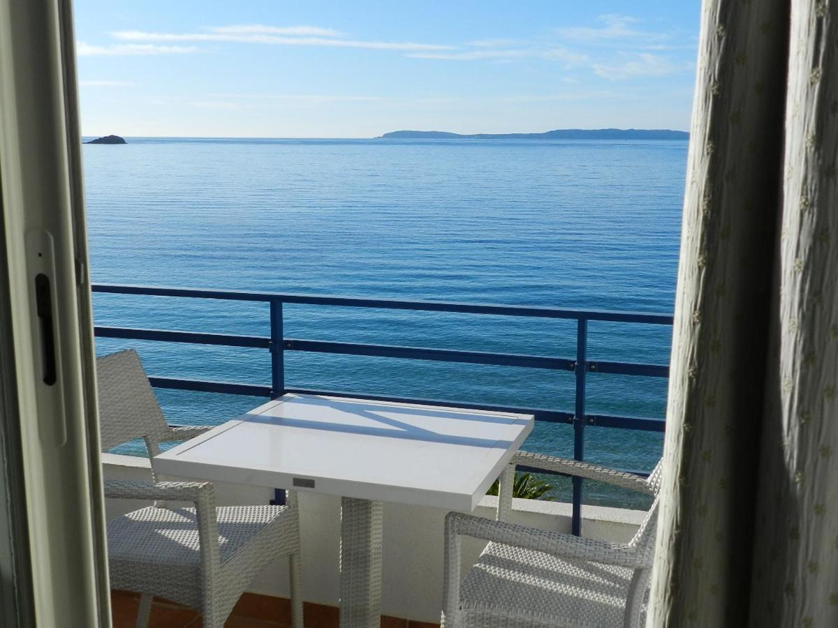 Grand Hotel Moriaz Le Lavandou Exterior photo