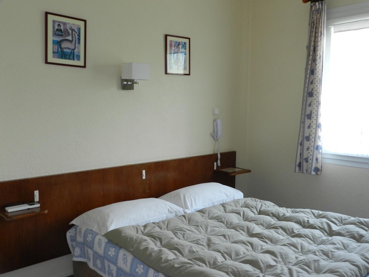 Grand Hotel Moriaz Le Lavandou Room photo